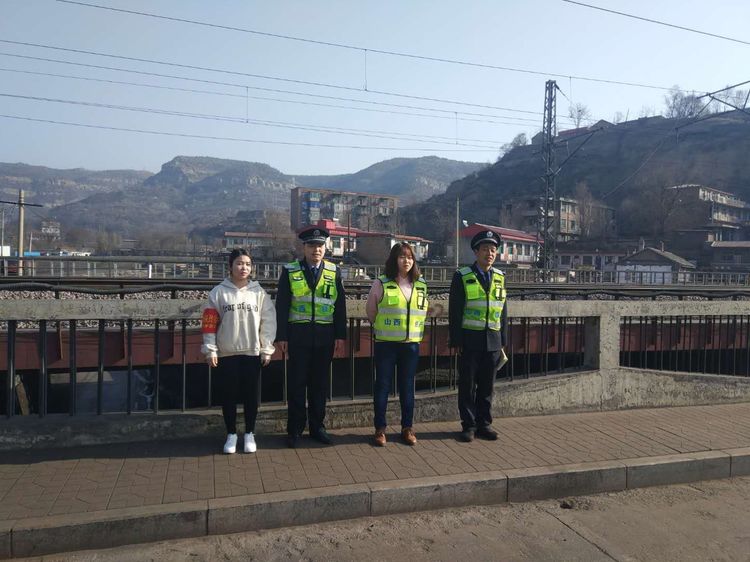 1521421324796077044.jpg 260ef5bd3432449c8e1a8be5bb70bc34 (1).jpg