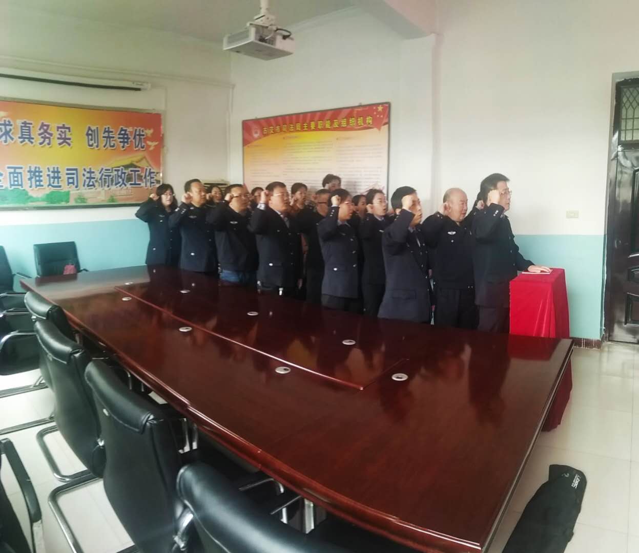 1524624213057028146.jpg 4a1abbb2b2e97edb3b44f008d84f17c.jpg